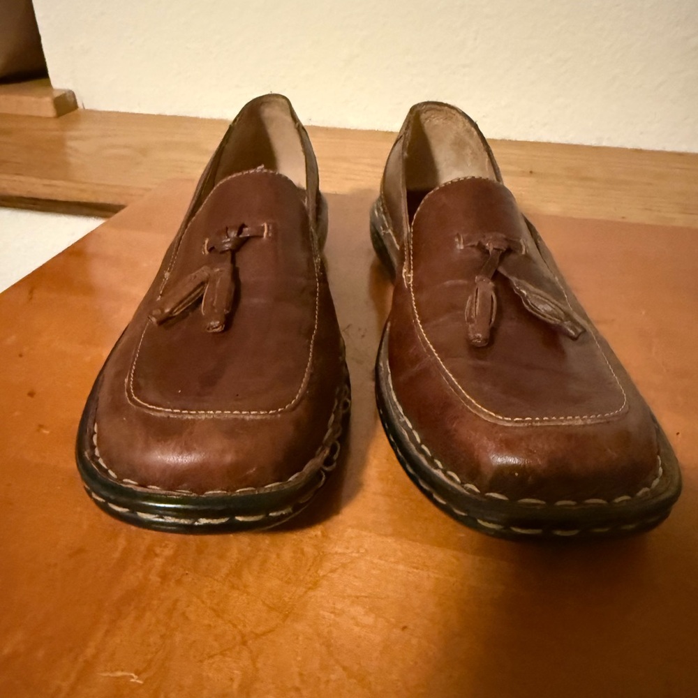 Born Brown Leather Loafers Tassel